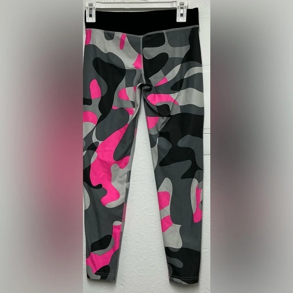 Nike Girls Dri-Fit Camouflage Pink and Gray Size L